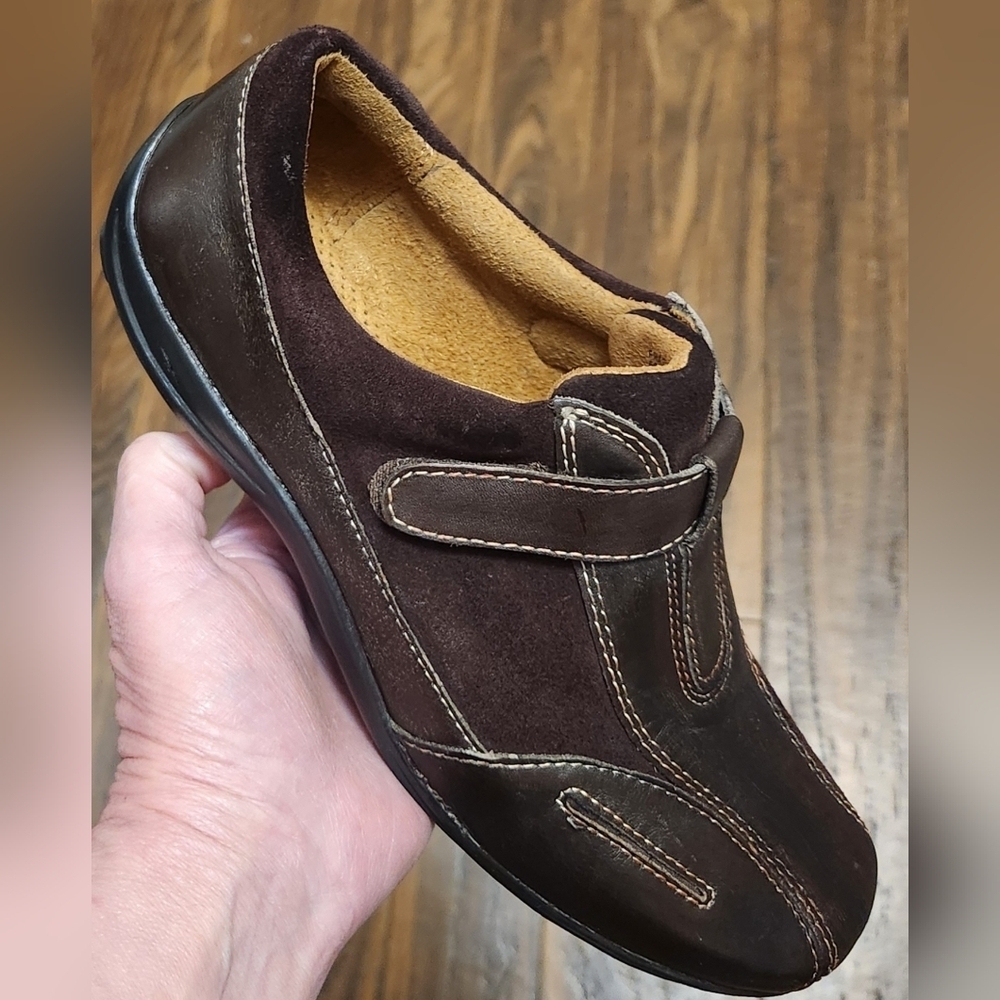 Naturalizer Dark Brown Leather Loafers Slip Ons Sz 6 1/2